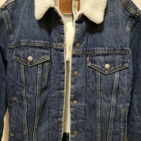 New Women's Levi's Sherpa Ex-Boyfriend Jacket - Picture 2 of 9